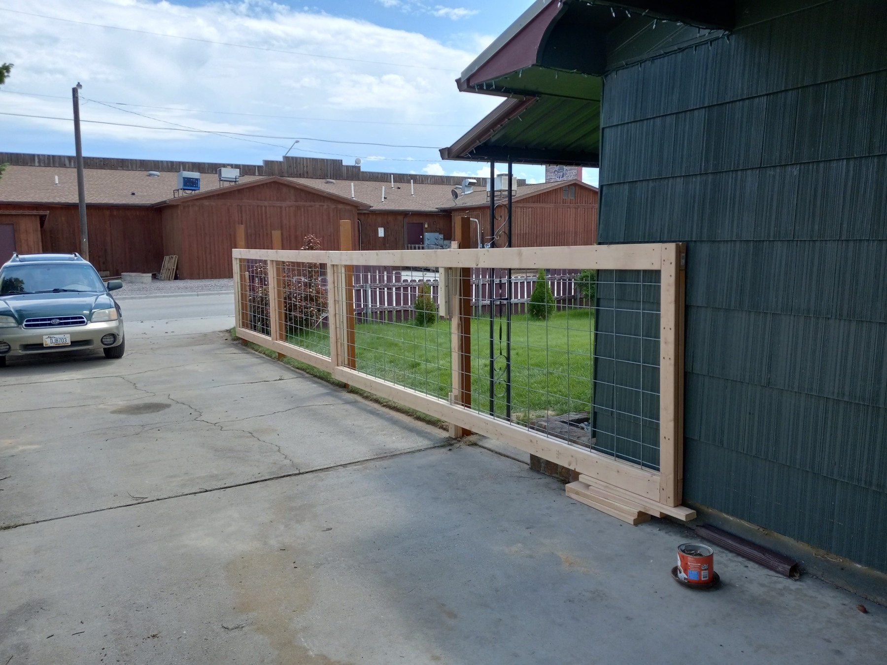 Wood and wire fencing